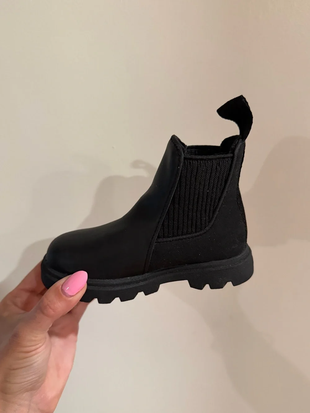 NWOT native walker/toddler chelsea boots black - classic slip on ankle boot